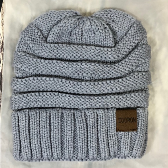 NEW 2 Stretch Knit Beanie Hats - Picture 2 of 8